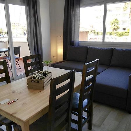 Vista Roses Mar - Apartamento Con Piscina Apartment Екстериор снимка